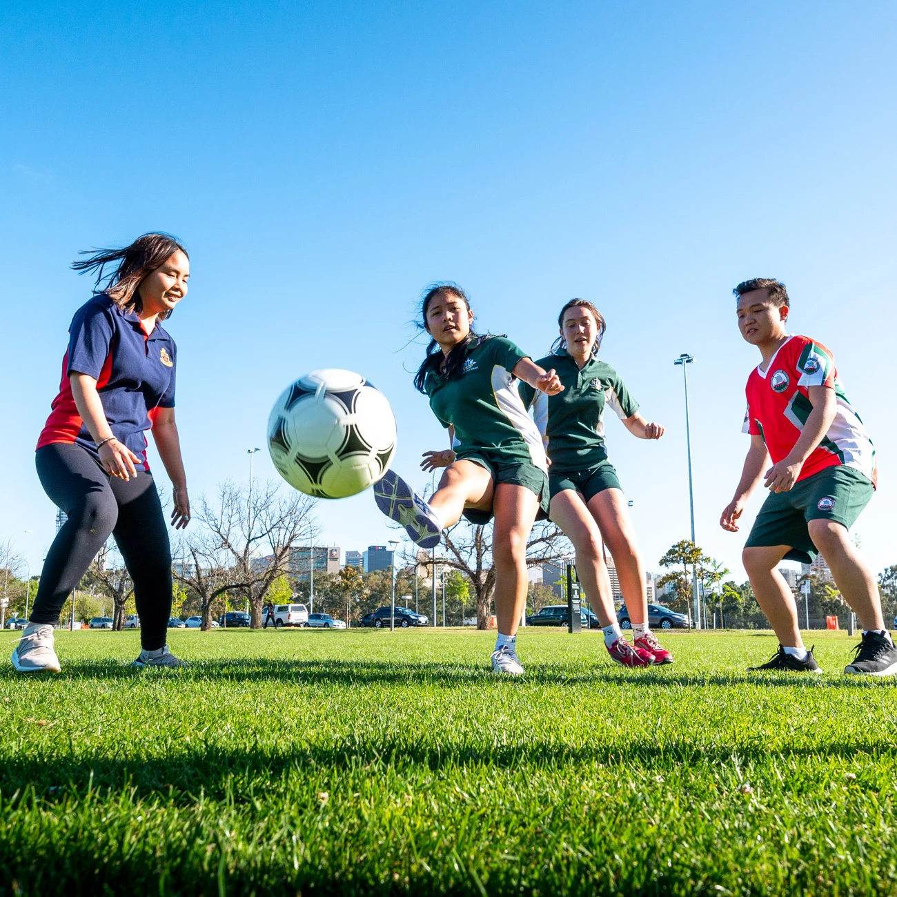 冠軍立下汗 冠軍立下汗